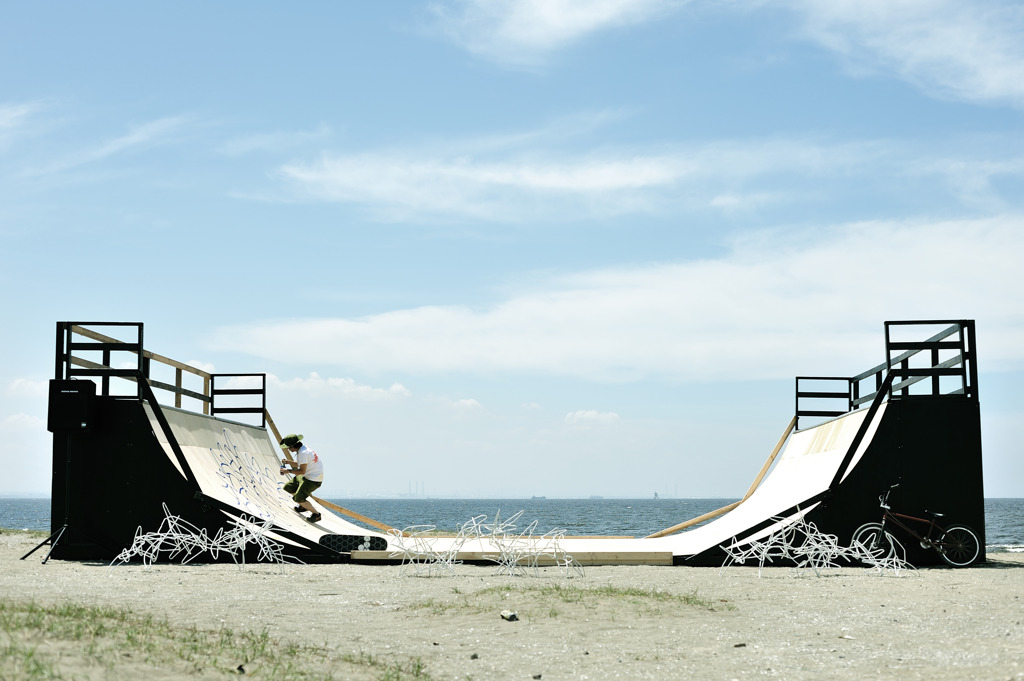 Graffiti and Sea