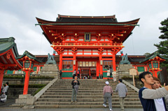 右下のアベック気になりません