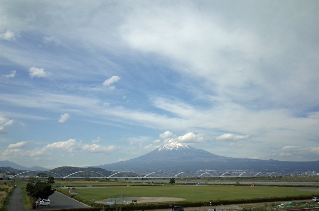 鉄橋と富士山