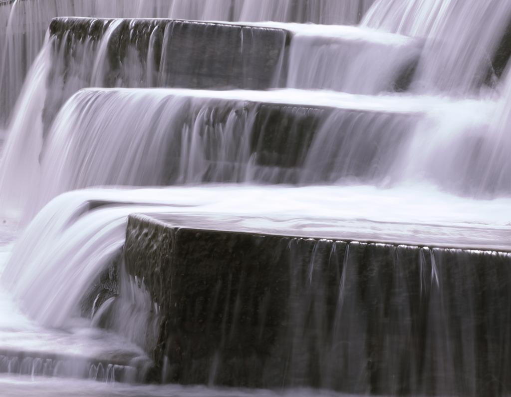 Structure of a fluid.