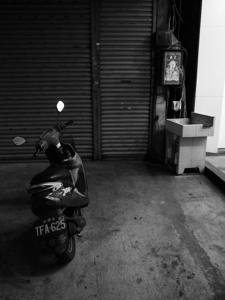 A MOMENT IN TAIWAN 43