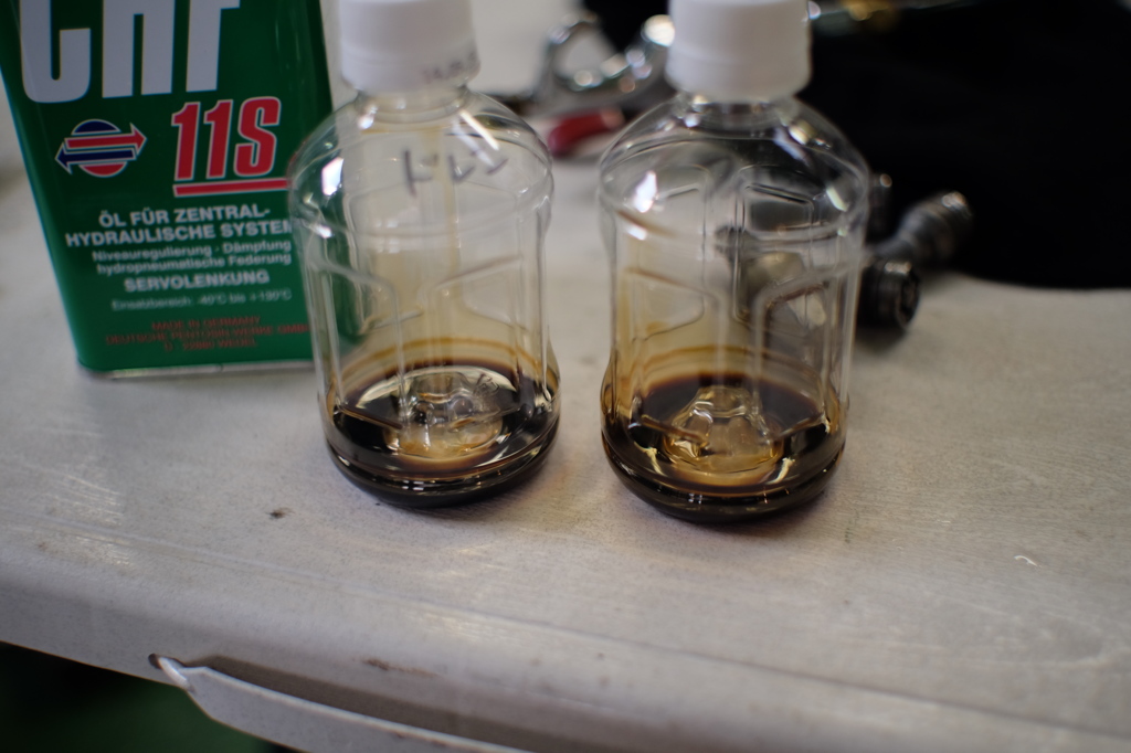 1500km 走行時　オイル　