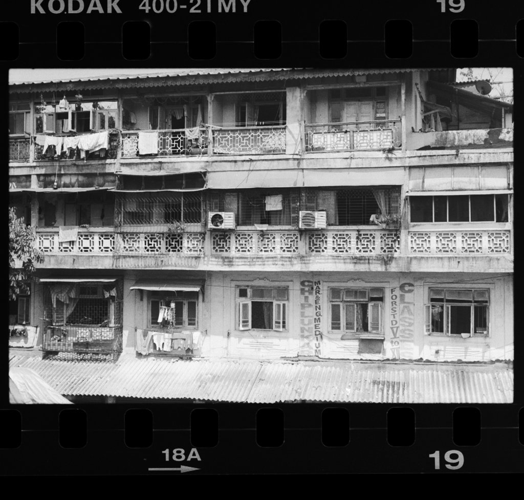 img090b