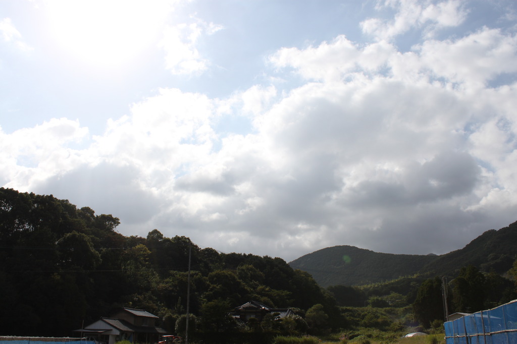 雲が流れてる！