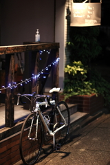 夜 の 自 転 車