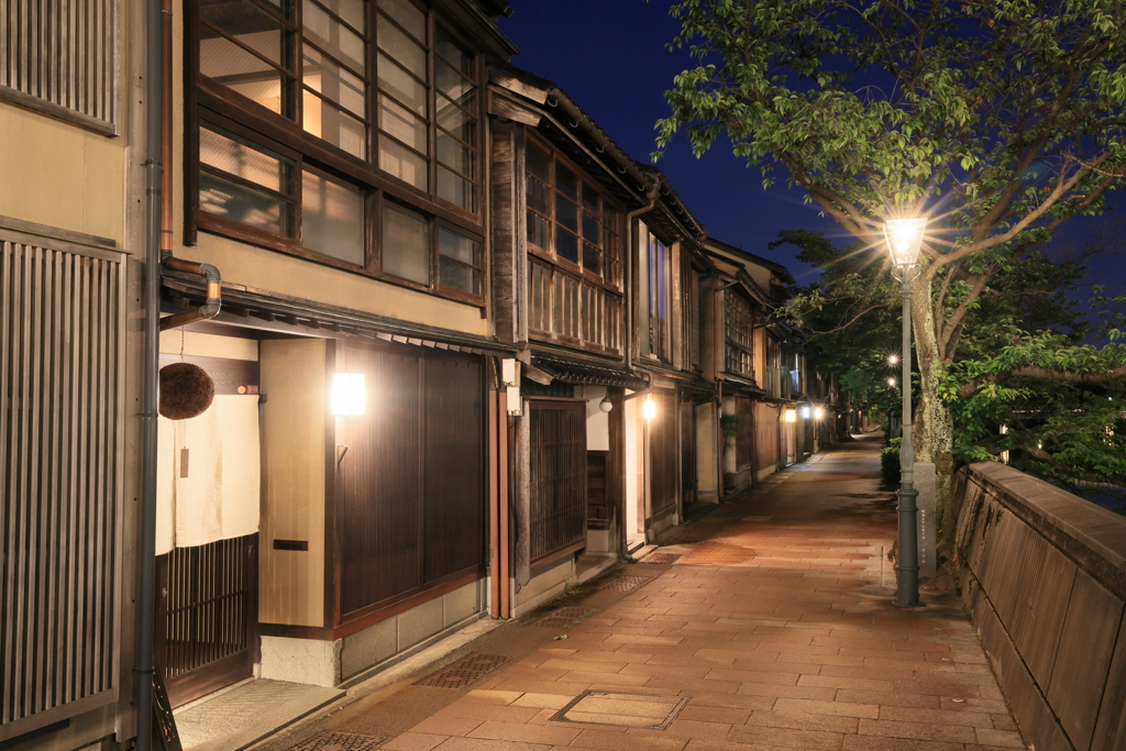 主計町・夕涼み散歩