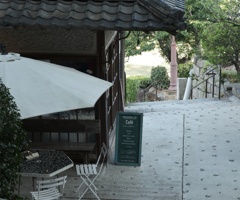 坂の途中のcafé