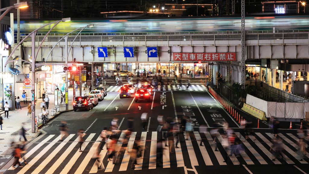 家 路 へ