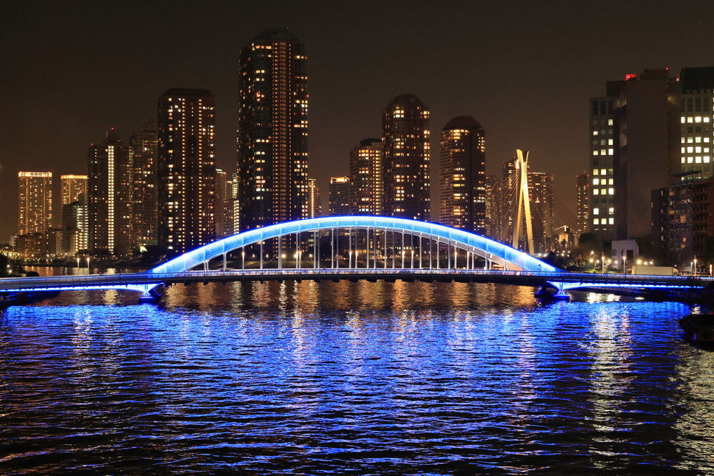 Metropolitan Arch
