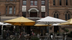 It's lunch time in Sydney