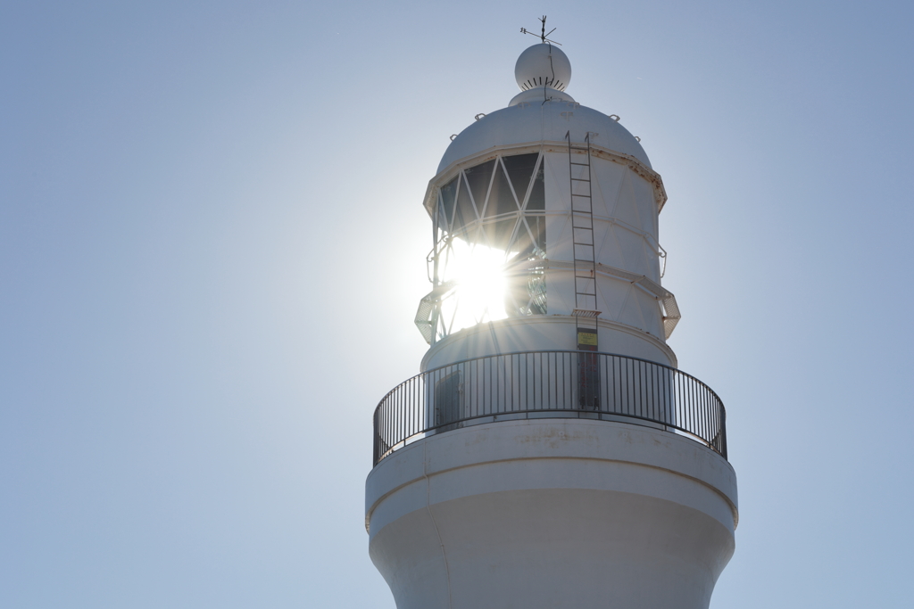 Lighthouse that shines against the sun