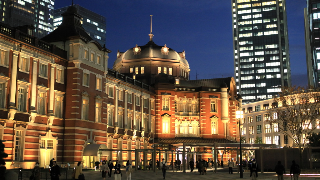 Station features a dome-shaped roof