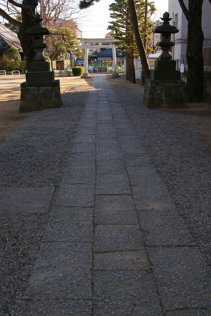 神社にて２