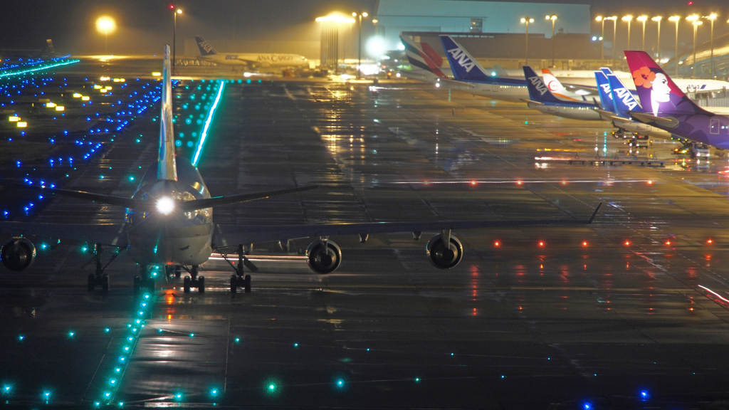Airport～雨の滑走路