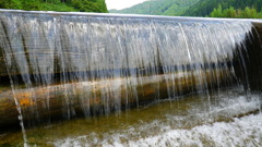 水のカーテン