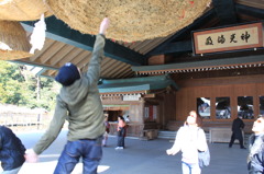 必死に…