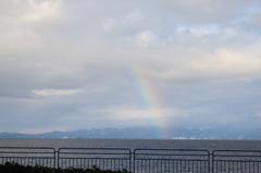 琵琶湖にかかる虹