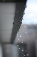 雨やまないかなぁ