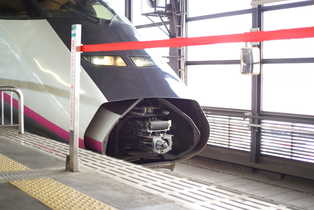 E3系こまち　合体しますっ！