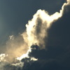 太陽と雲が見せる自然の力