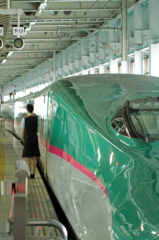 凛々しく