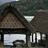 藁葺き屋根の舟屋