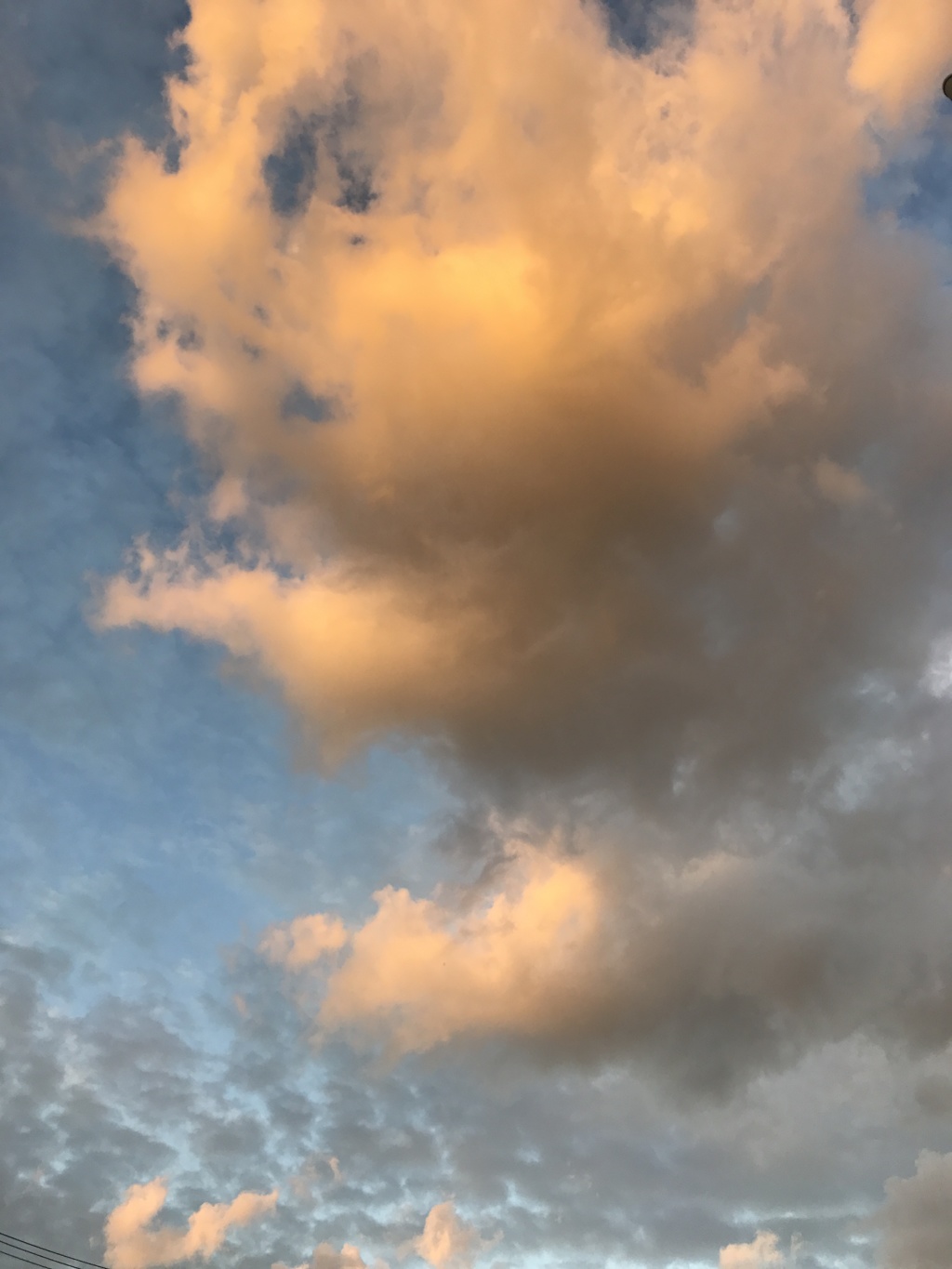 今日の夕空。