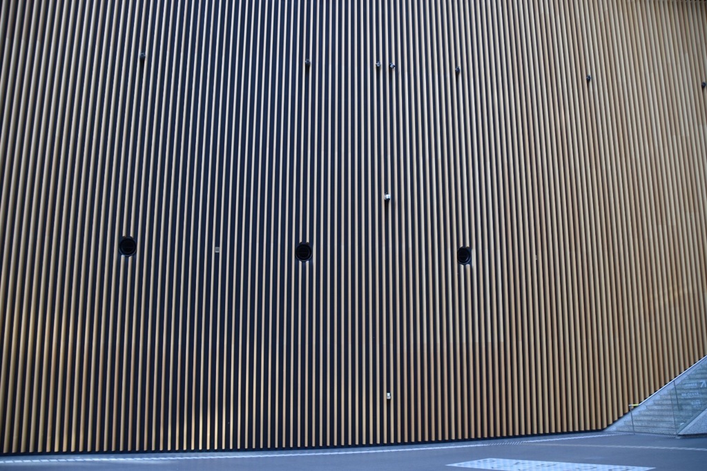 東京国際フォーラム 壁。