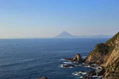 佐多岬から見える開聞岳