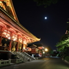 浅草　夜の浅草寺