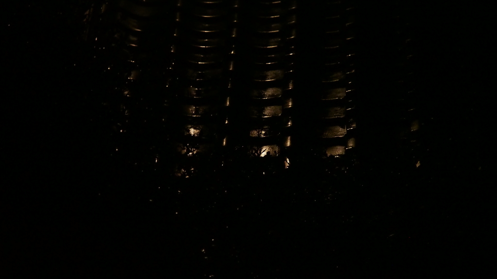 瓦：夜