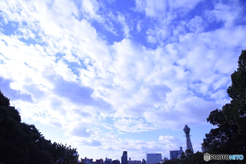 通天閣と望む空