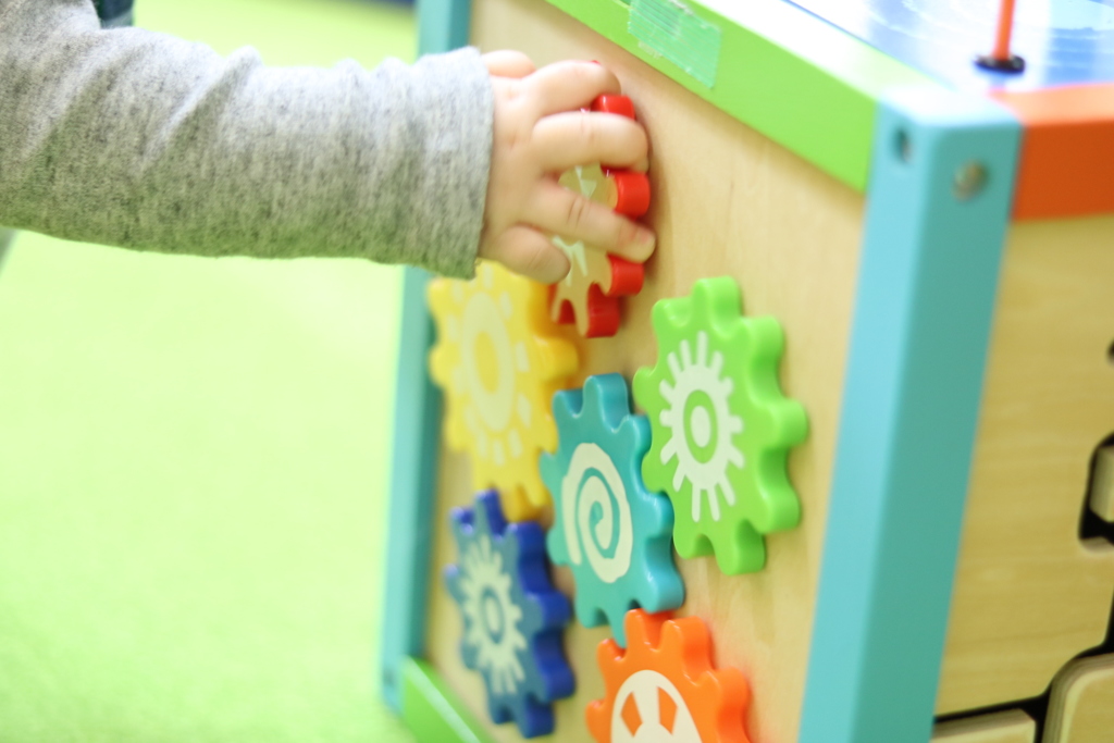 ちっちゃなおてて