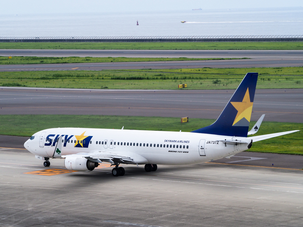 セントレアから③スカイマーク737