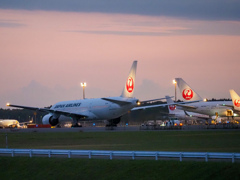 夕暮れの新千歳空港