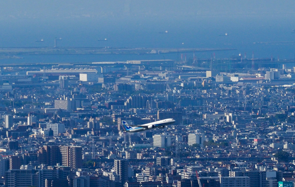 五月山からの大阪空港⑥ANA B787-9