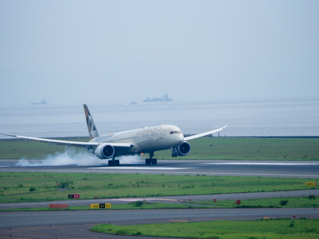 セントレアから②エミレーツ787