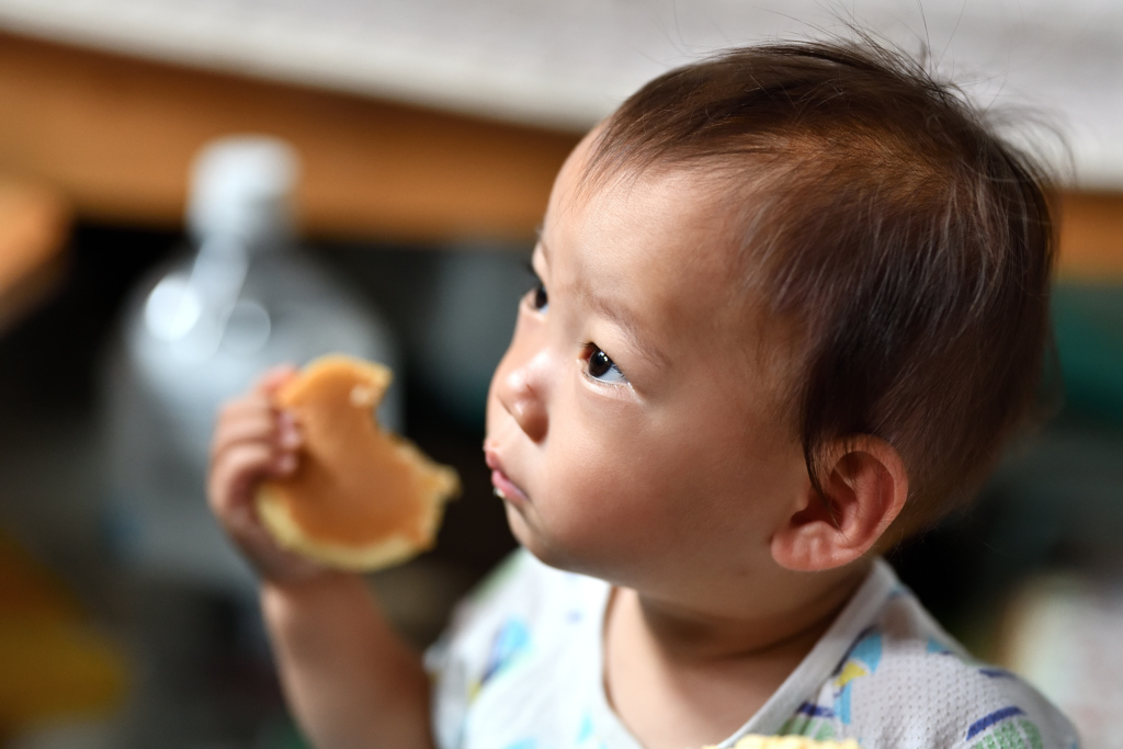 パンケーキを食べながら