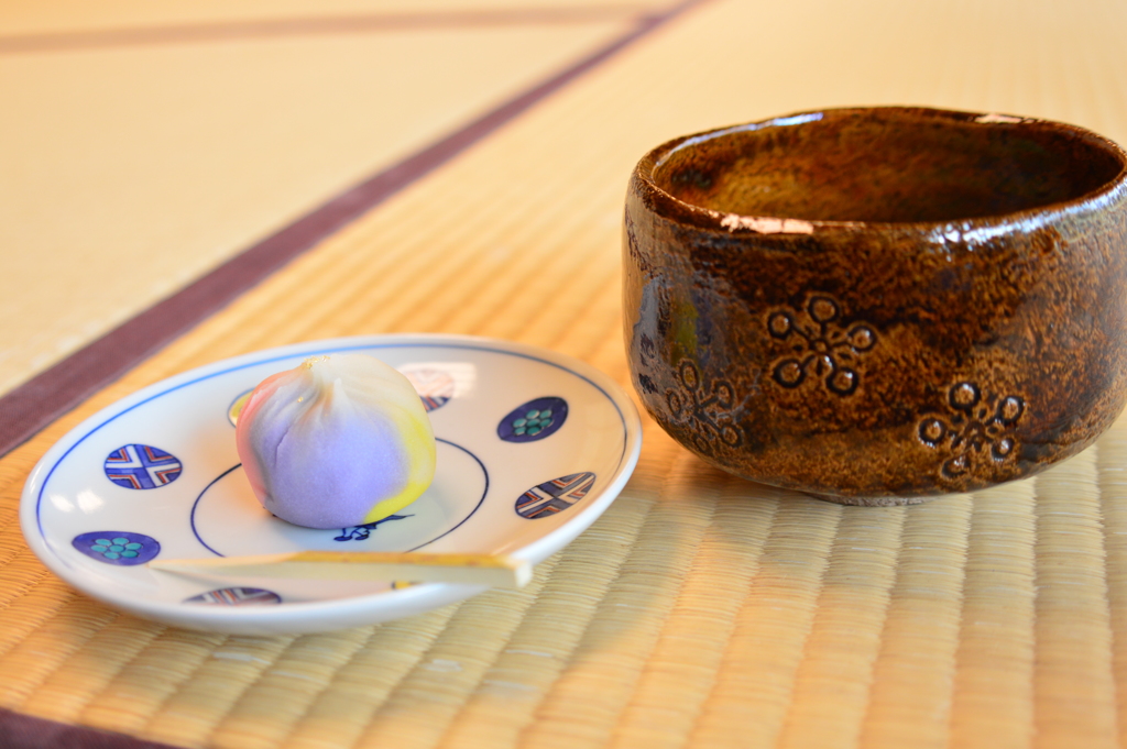 金沢条公園内の呈茶