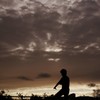 夕暮れの丘で稽古