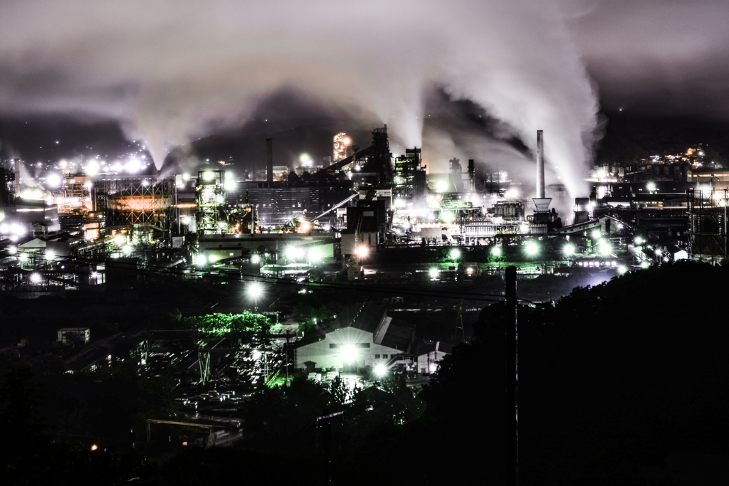 鉄の街夜景