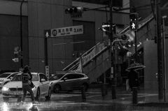 都会の雨