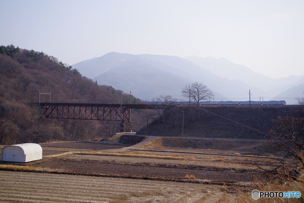 廃線の旧立場川鉄橋を渡ってるように撮った