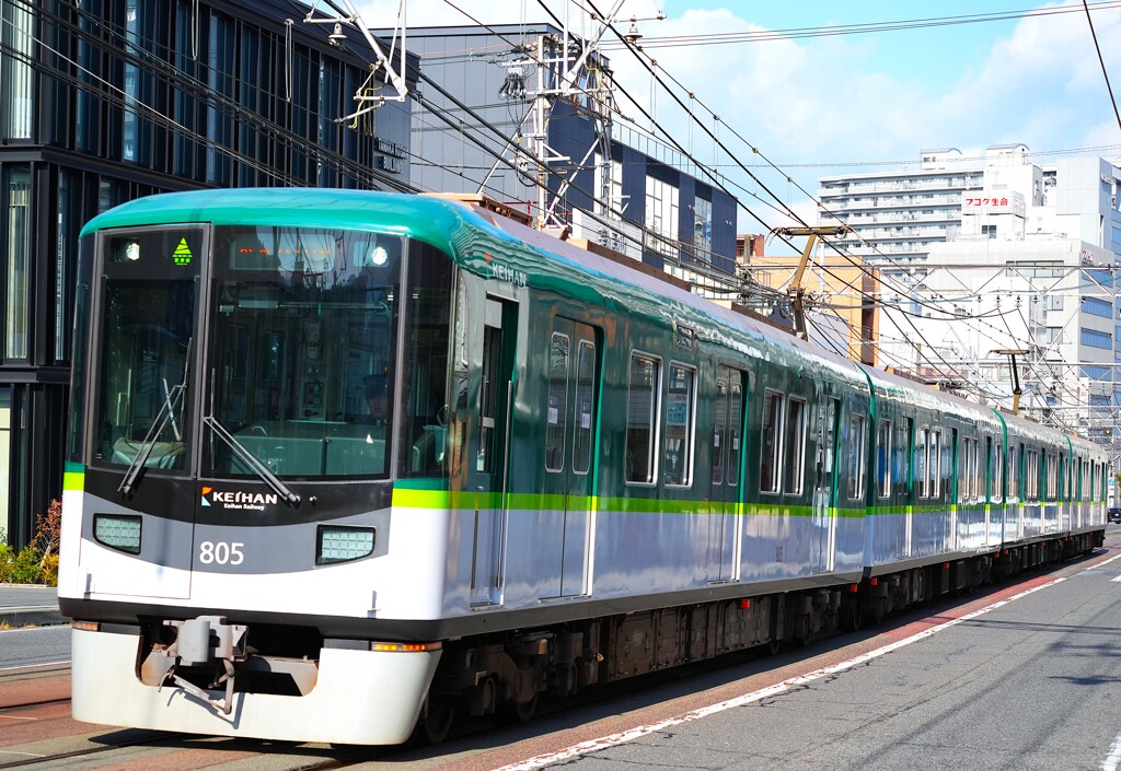 併用軌道で４両の編成写真は難しい