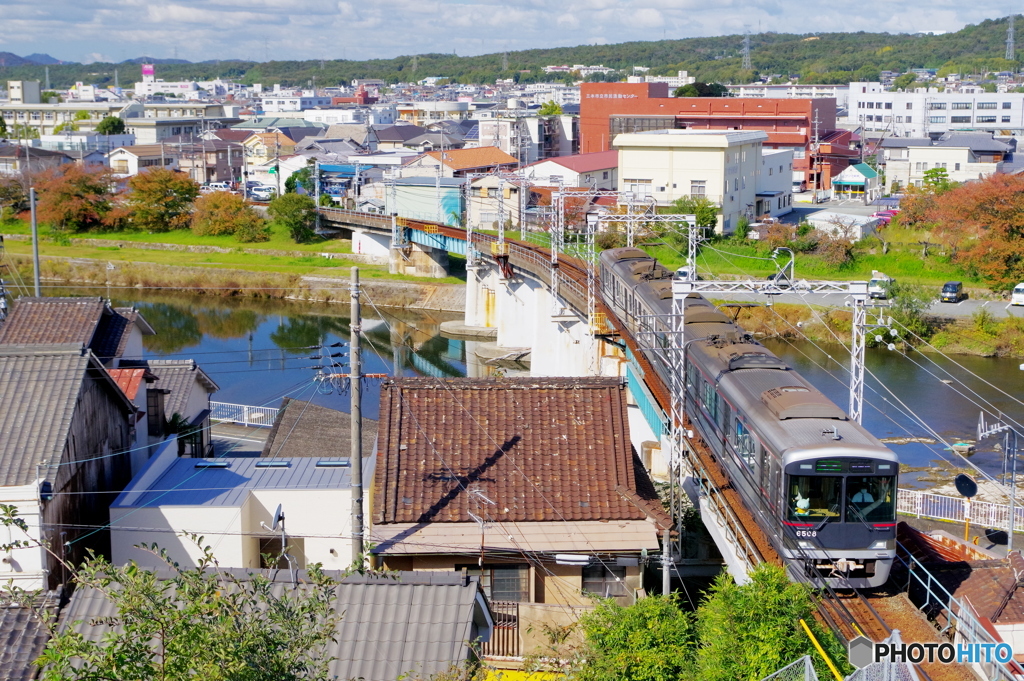 美嚢川（みのうがわ）を渡る