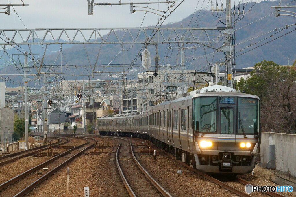 六甲の山並みバック