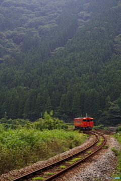 深緑の鉄路　2