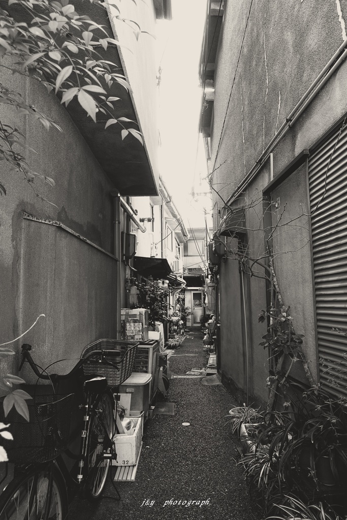 超細い裏路地