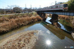 水面の太陽