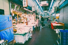 頑張る市場にエール（フィルム調）